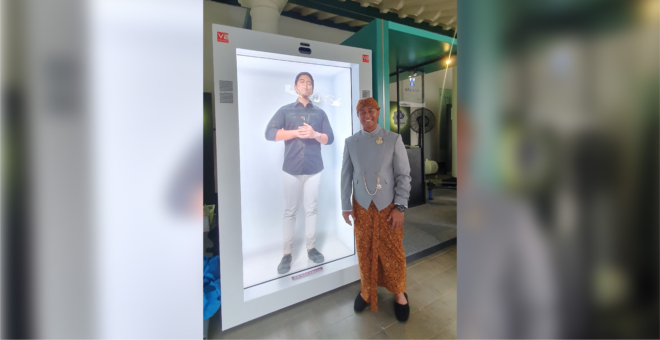 Proto Hologram at Kaesang Wedding